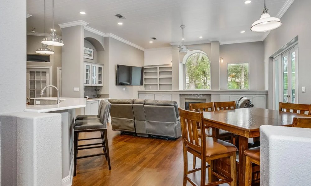 REMODELING SERVICES